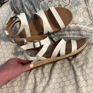 Practically brand new Lucky Brand white ankle strap semi-wedge espadrilles